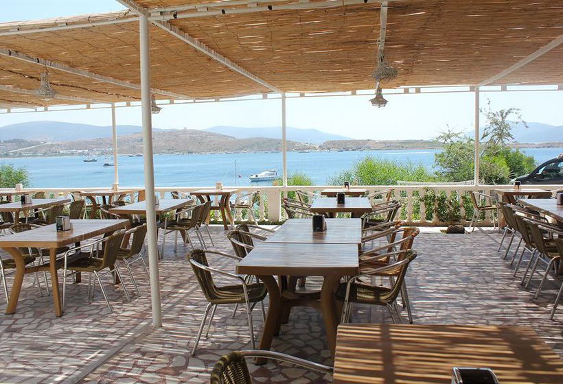 Akvaryum Beach Hotel