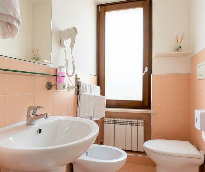 Gg8 Hotel & Suite Spa