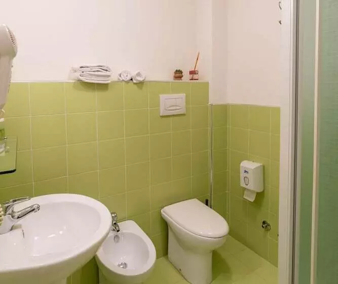 Gg8 Hotel & Suite Spa