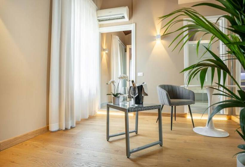 Gg8 Hotel & Suite Spa