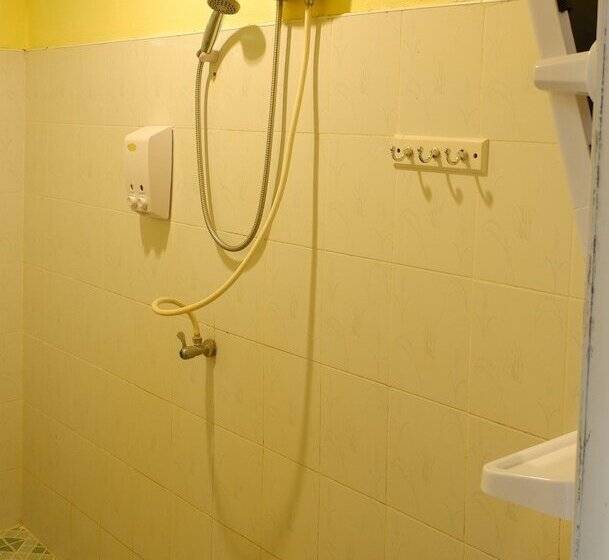 فندق Ao Nang Baan Suan Resort