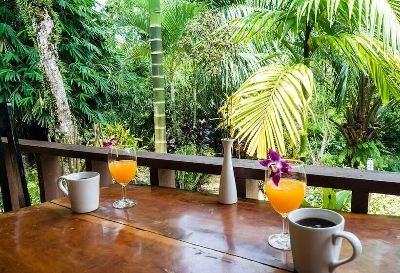 酒店 Ao Nang Baan Suan Resort