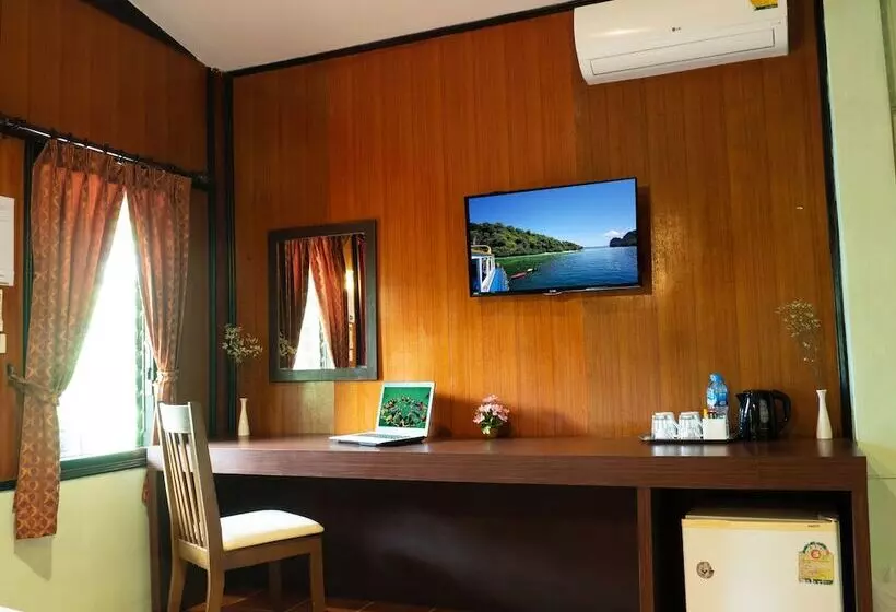 酒店 Ao Nang Baan Suan Resort