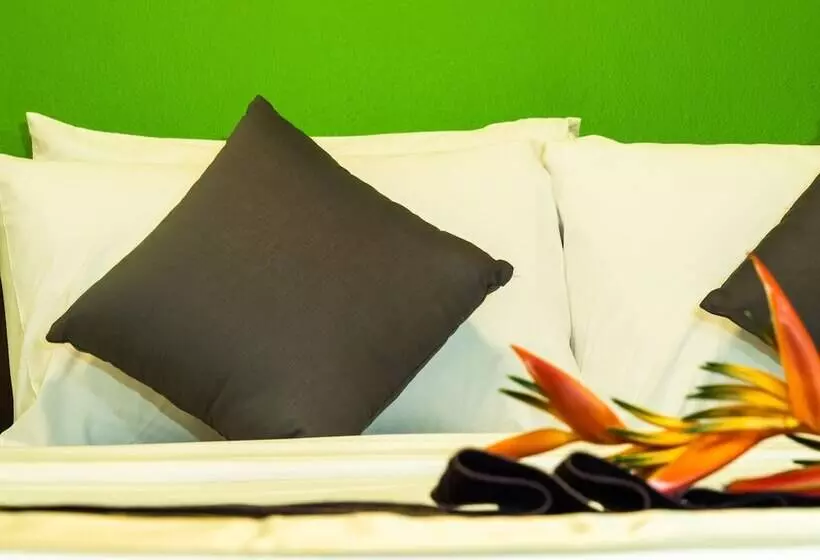 酒店 Ao Nang Baan Suan Resort