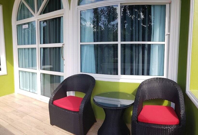 فندق Ao Nang Baan Suan Resort