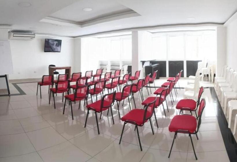 هتل Catalina Plaza Centro