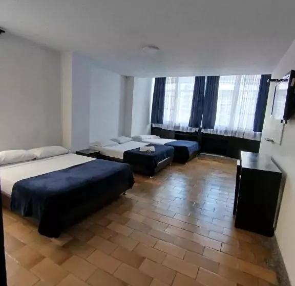 هتل Catalina Plaza Centro