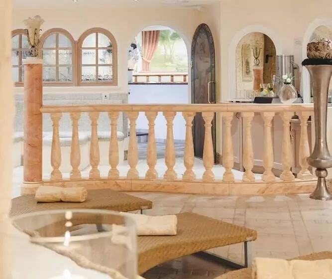 Отель Colbricon Beauty & Relax