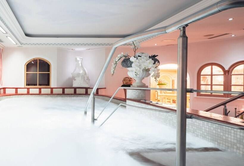 Отель Colbricon Beauty & Relax