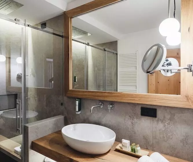 Отель Colbricon Beauty & Relax