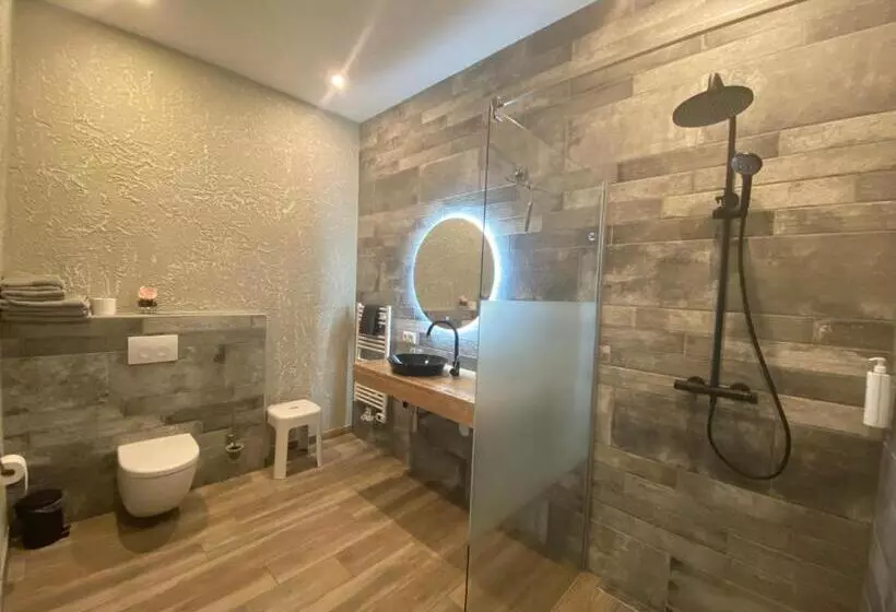 酒店 Crasborn Thorn