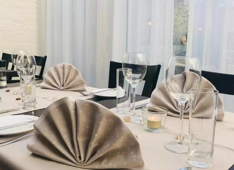 酒店 Crasborn Thorn