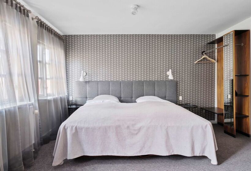 בית מלון כפרי Gl Skovridergaard