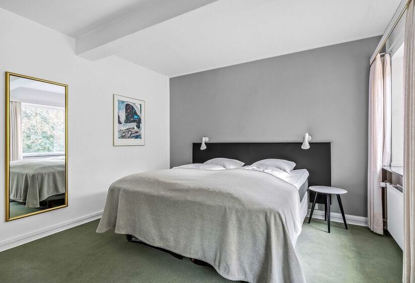 בית מלון כפרי Gl Skovridergaard