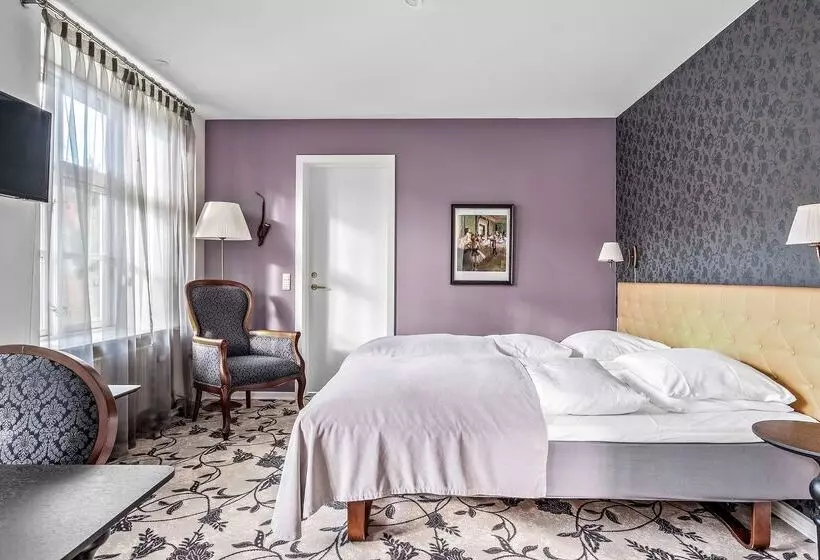 Hotel Gl Skovridergaard