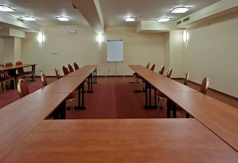 酒店 Helan Family & Spa