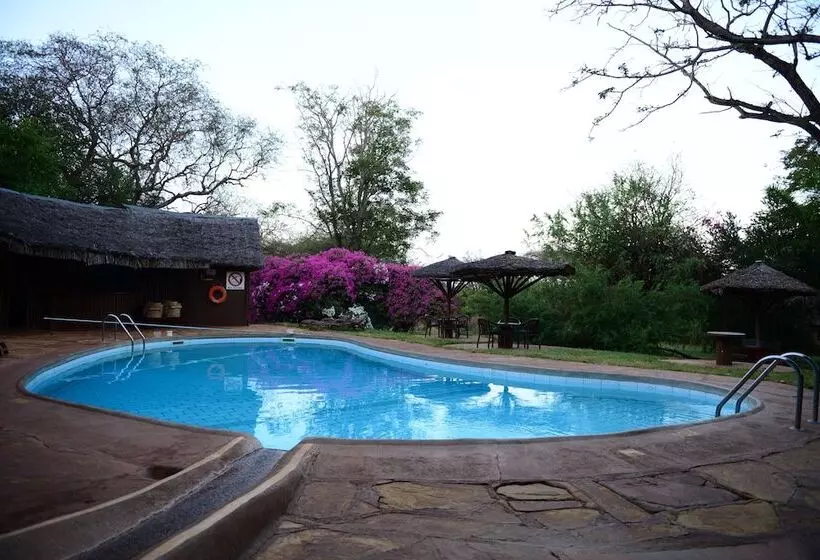 هتل Kilaguni Serena Safari Lodge