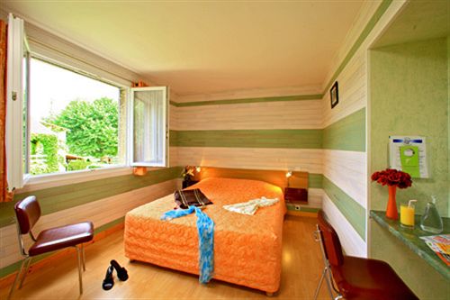 בית מלון כפרי Auberge De La Petite Reine