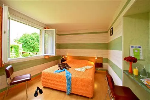 בית מלון כפרי Auberge De La Petite Reine