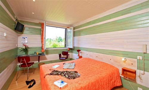 בית מלון כפרי Auberge De La Petite Reine