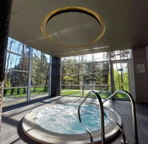 هتل Medea Apartments By Upa