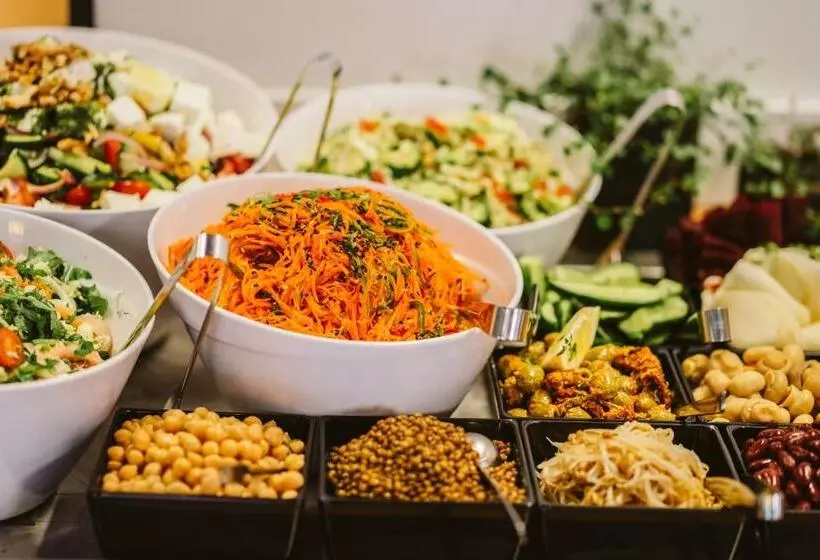 هتل Medea Apartments By Upa