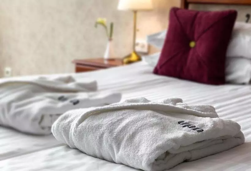 هتل Medea Apartments By Upa