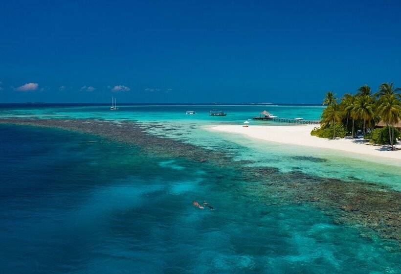 هتل Mirihi Island Resort