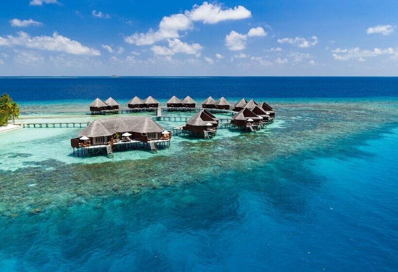 هتل Mirihi Island Resort