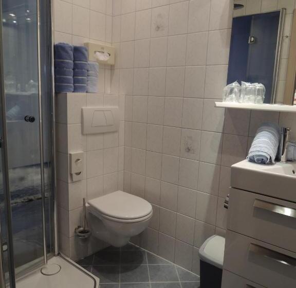 هتل Ostfriesland Garni