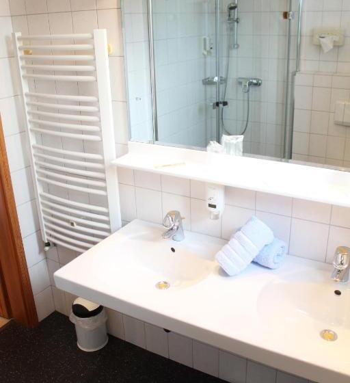 هتل Ostfriesland Garni