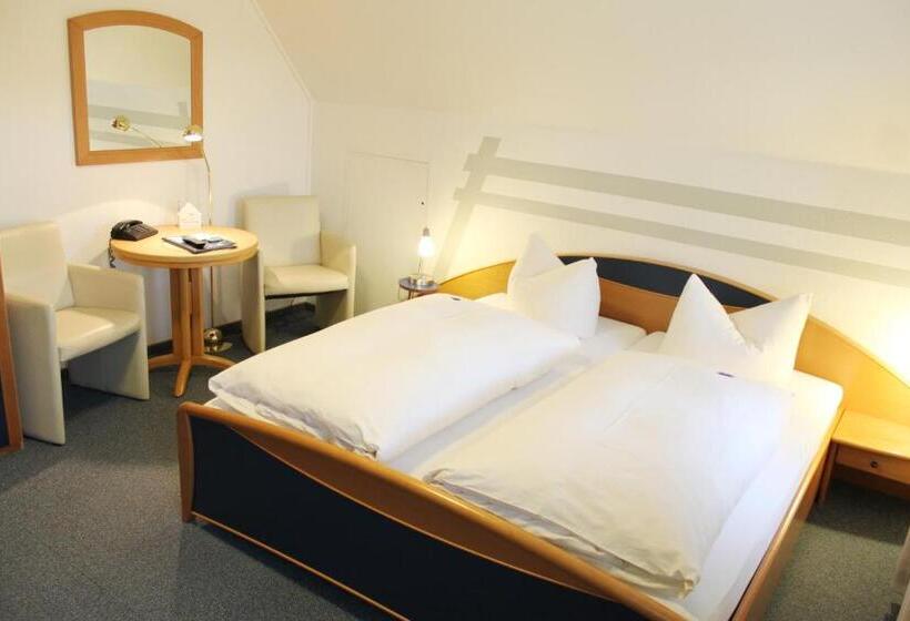 هتل Ostfriesland Garni