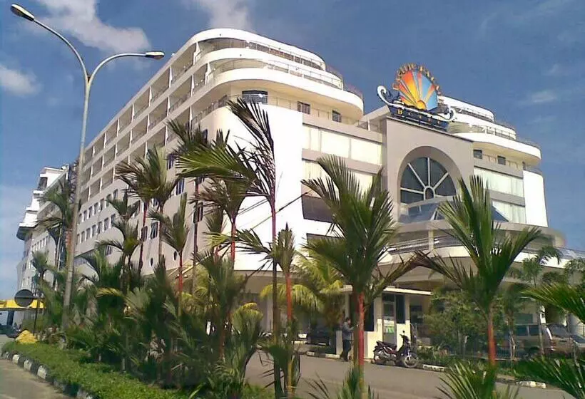 هتل Pacific Palace