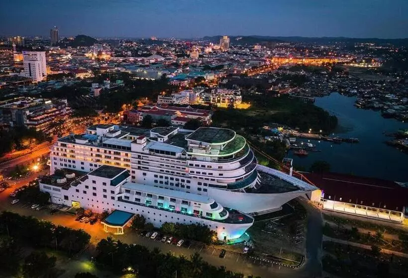 هتل Pacific Palace