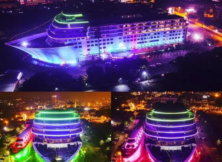 هتل Pacific Palace