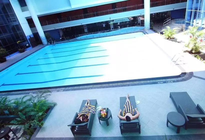 هتل Pacific Palace