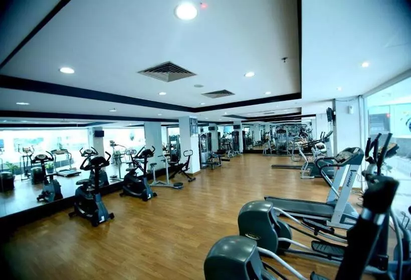 هتل Pacific Palace