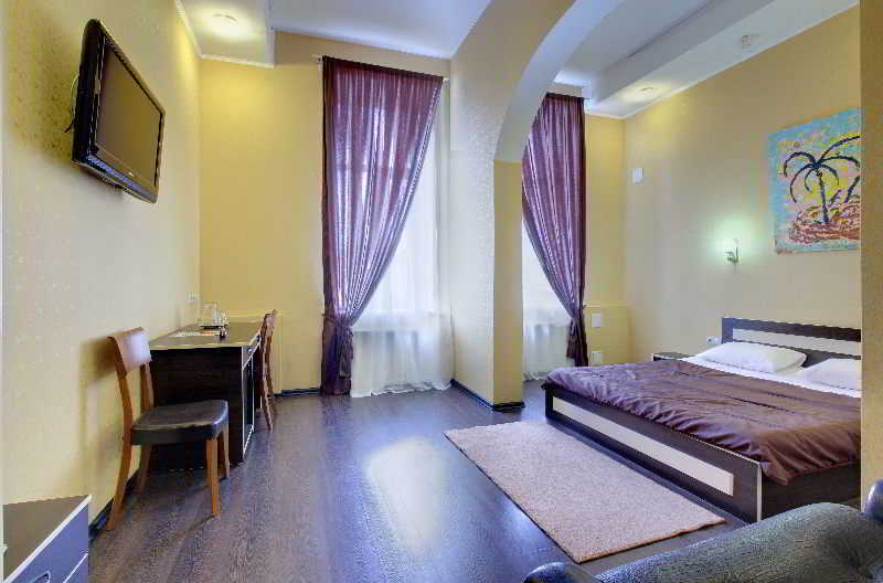 فندق Ra Nevsky 102