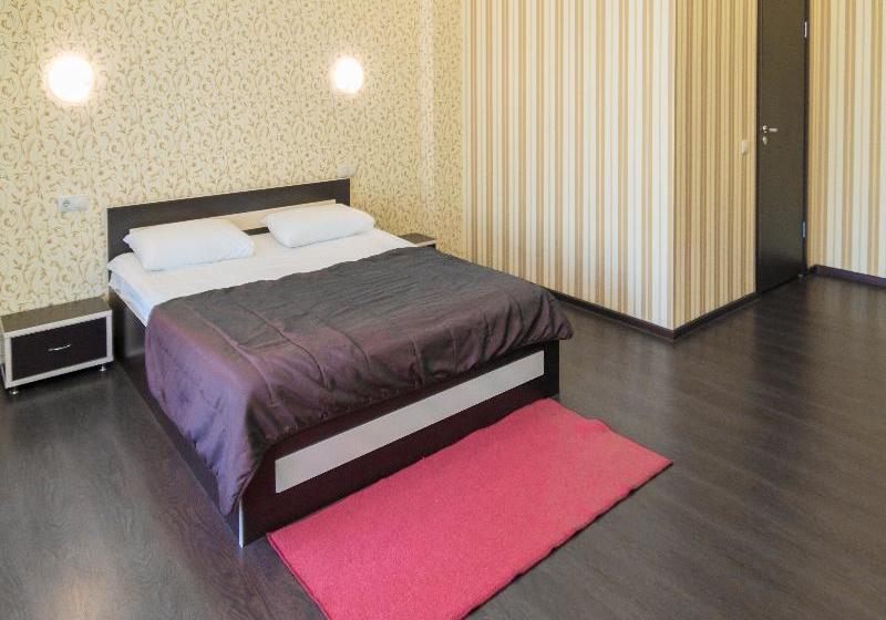 فندق Ra Nevsky 102