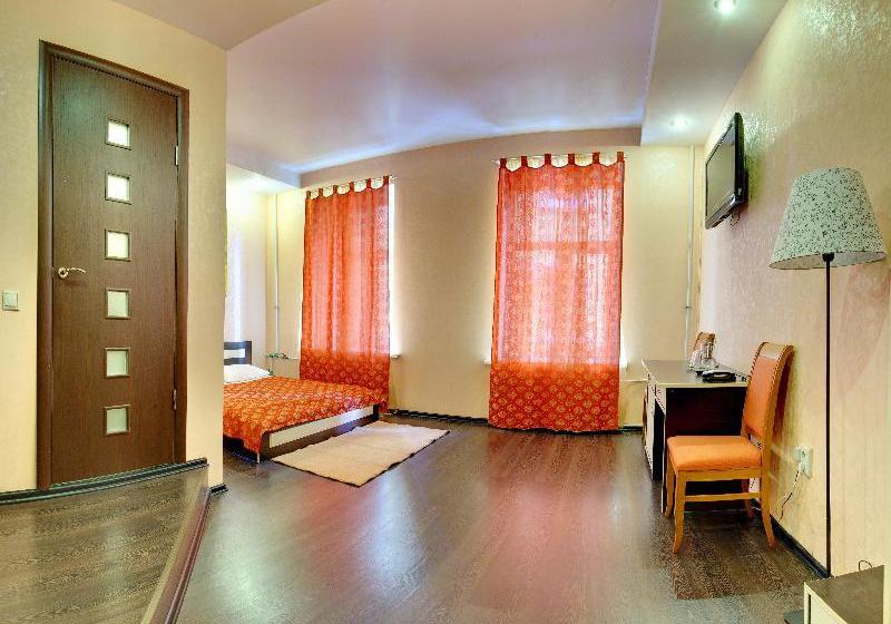 فندق Ra Nevsky 102