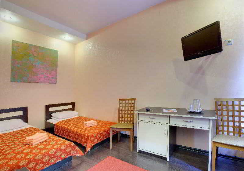 فندق Ra Nevsky 102