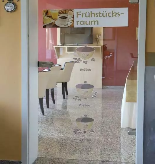 בית מלון כפרי Royal