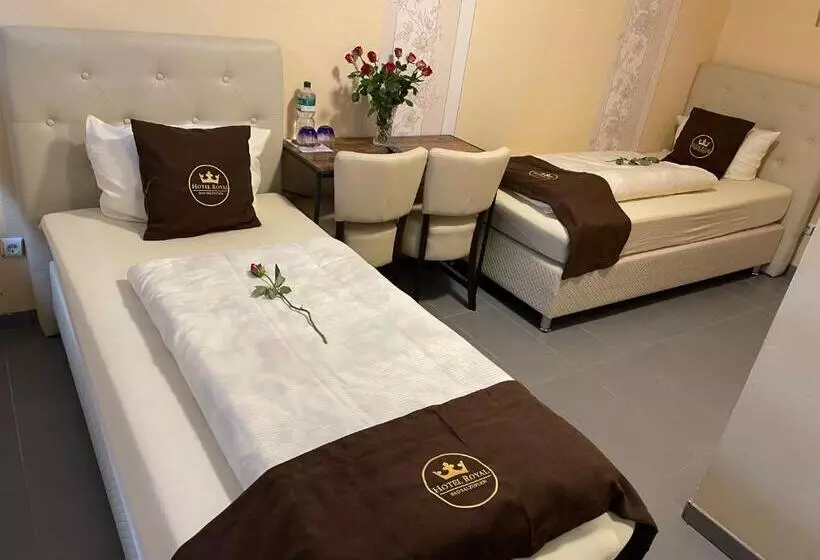 בית מלון כפרי Royal