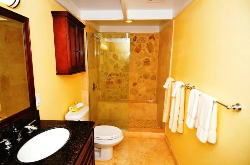 هتل The Palms At Pelican Cove