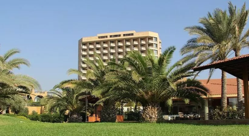 Jiyeh Marina Resort Hotel & Chalets