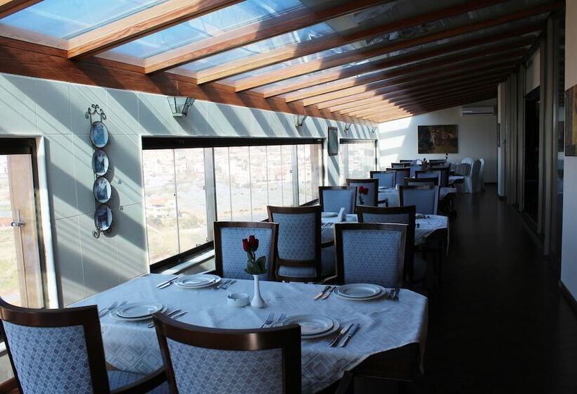 Jiyeh Marina Resort Hotel & Chalets