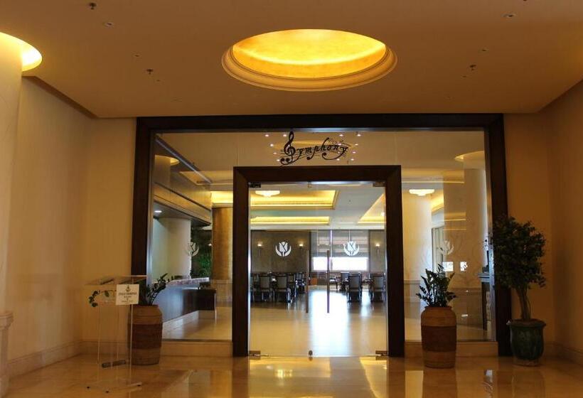 Jiyeh Marina Resort Hotel & Chalets