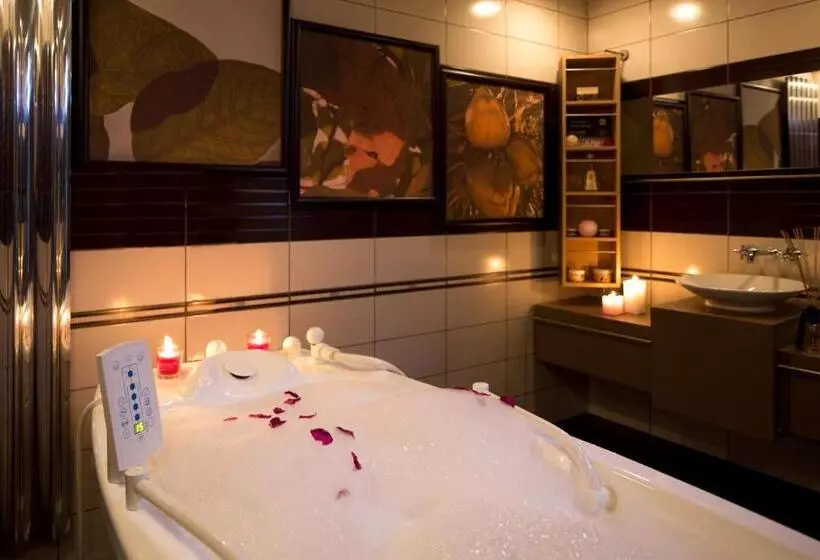 Mirotel Resort And Spa