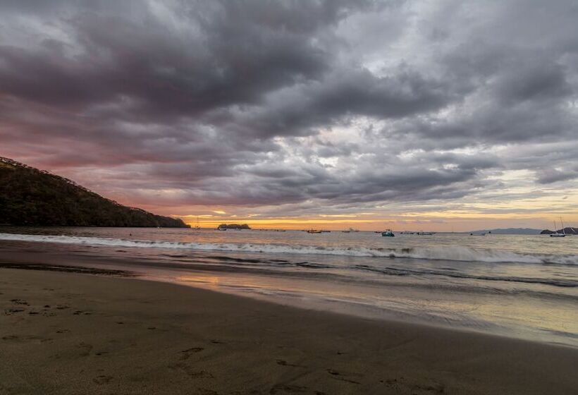 Villas Hermosa Heights