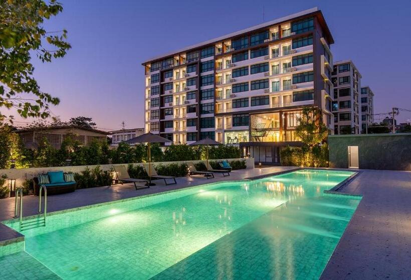 Orion Hotel & Residence Bangna